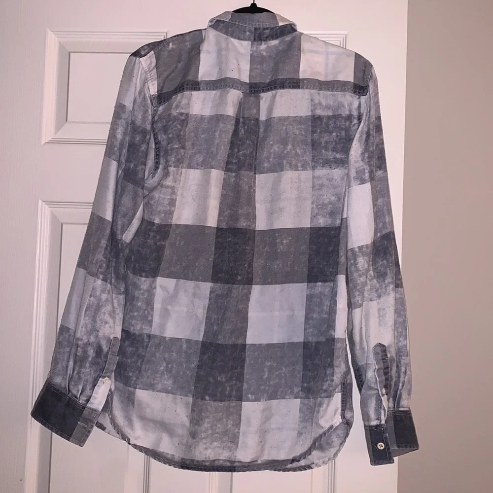 Distressed button down - Picture 3 of 4